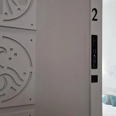 Diaz بيت ضيافة ليتشي